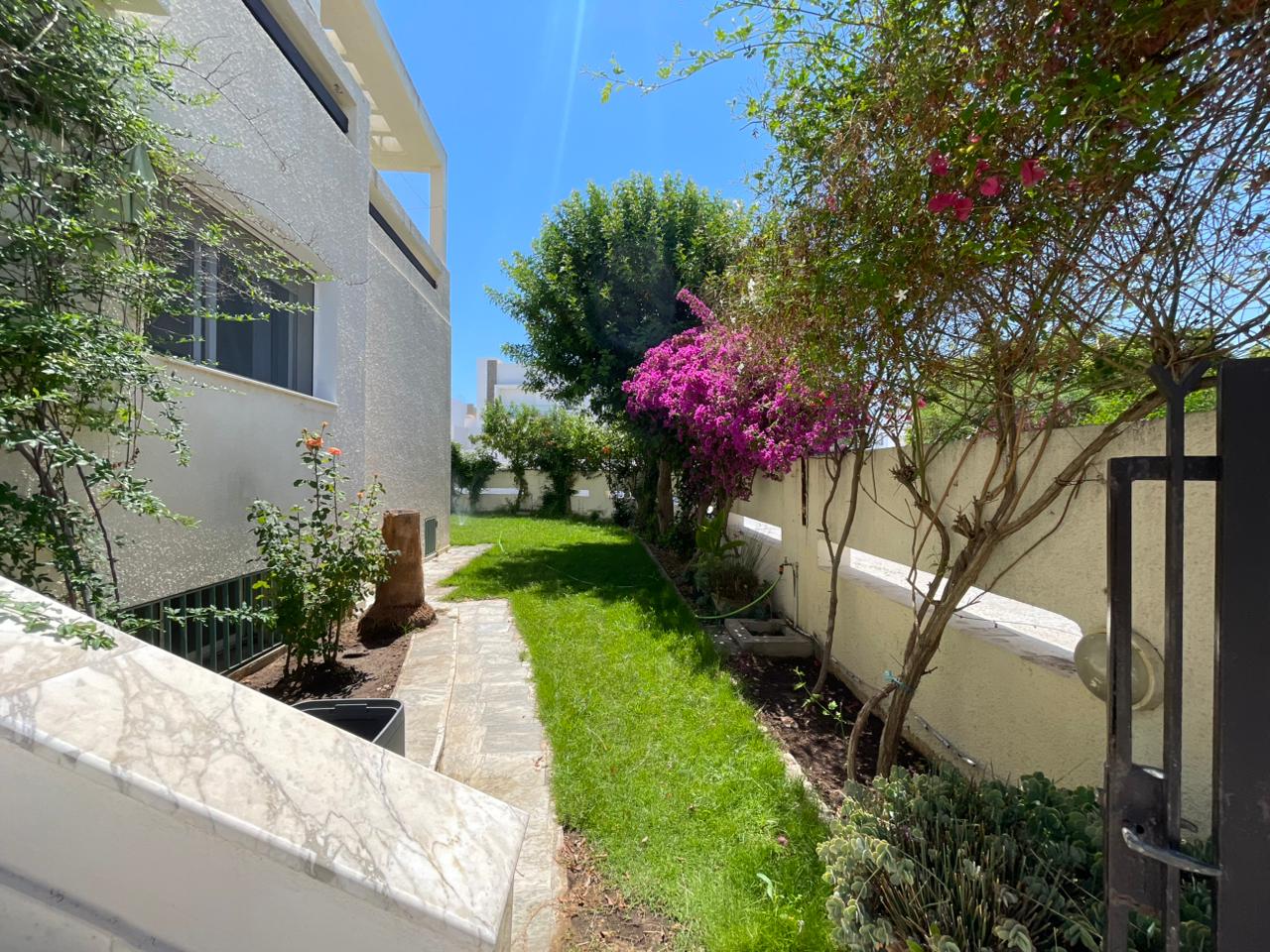 À LOUER UN RDC S+3 D'UNE VILLA À GAMMARTH