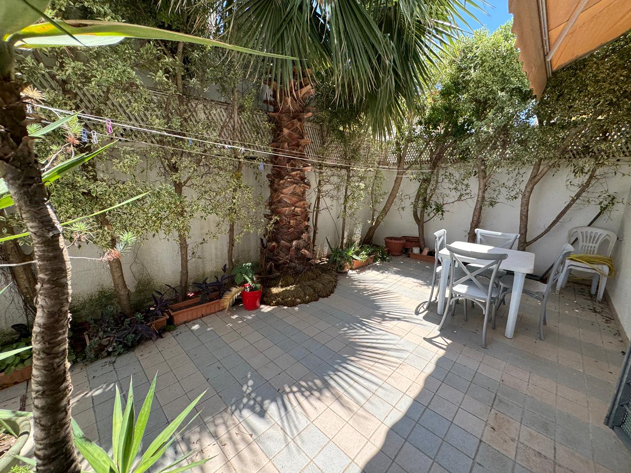 À LOUER  DUPLEX MEUBLÉ S+3 À LA MARSA